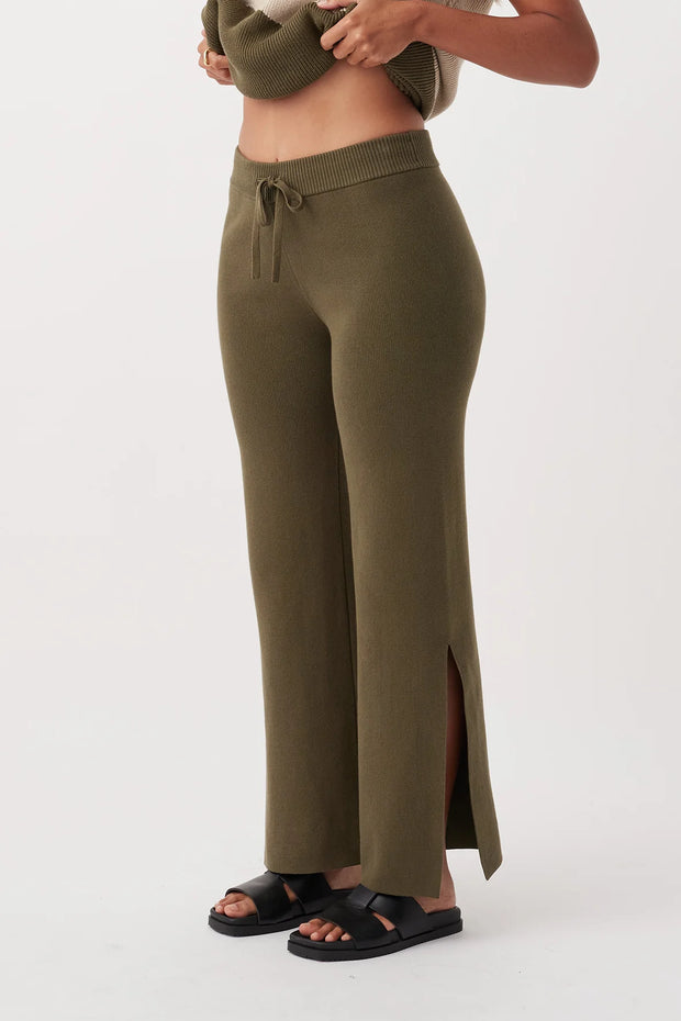 Ria Pant Olive