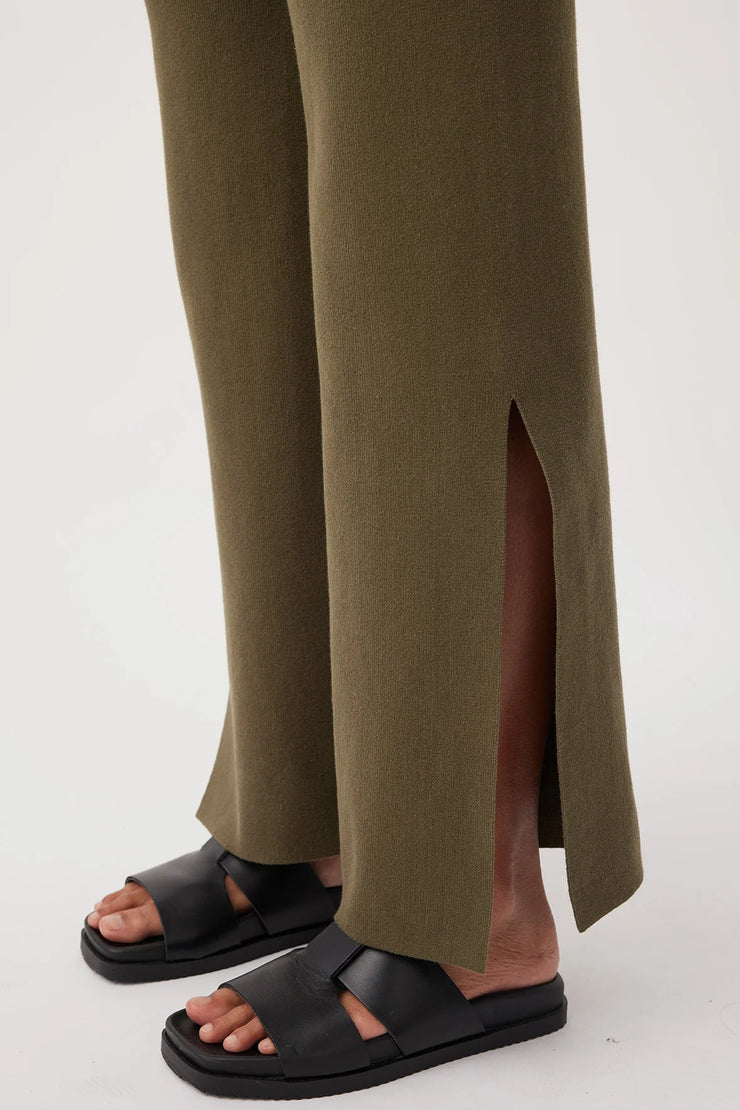 Ria Pant Olive