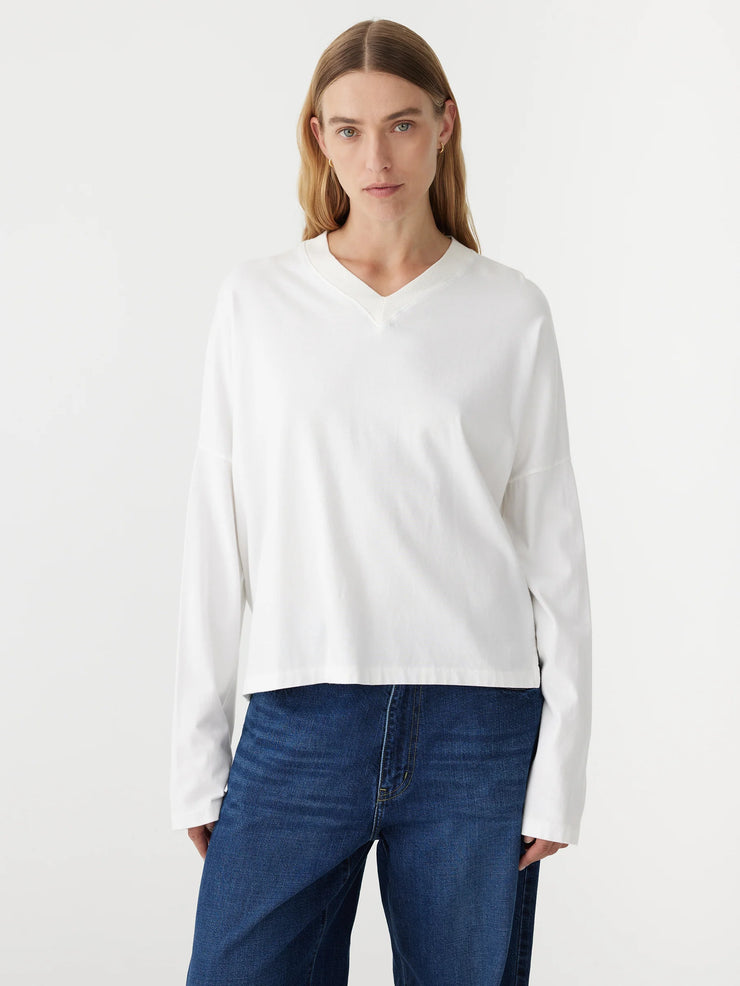 Boxy V Neck L/S T.Shirt White