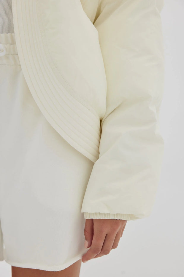 Curved Front Puffer- Ivory