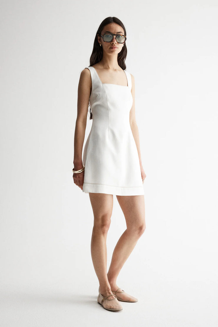 Luccia Dress- White