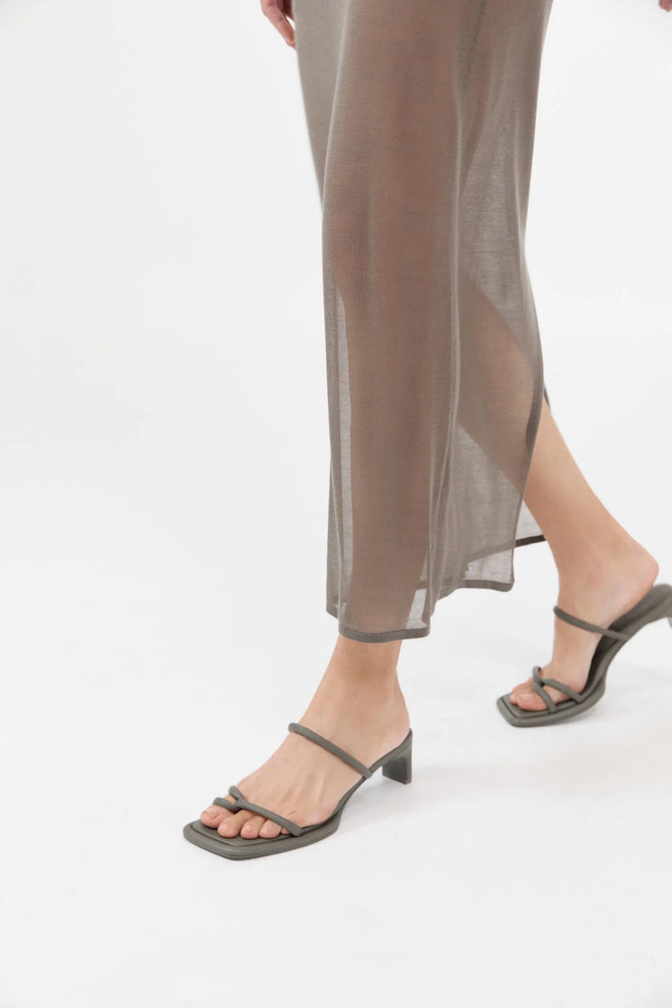 Loop Heel Smokey Olive